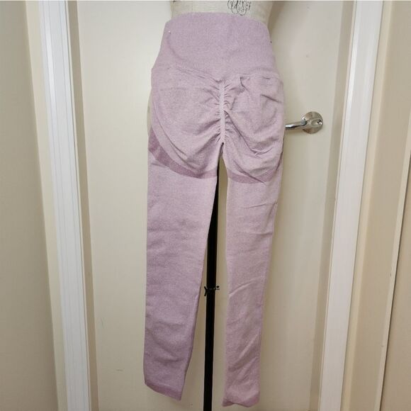 NWOT pink highwaisted leggings - Picture 3 of 6